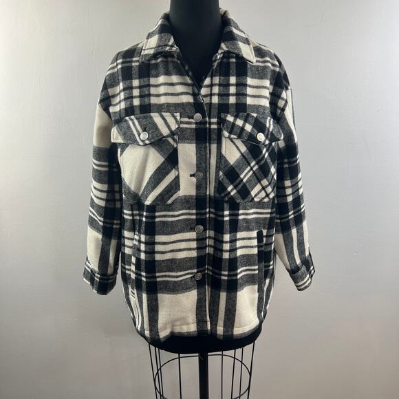 ZARA White Black Wool Blend Flannel Shacket Plaid Pockets Front Button Size XS - Picture 2 of 10